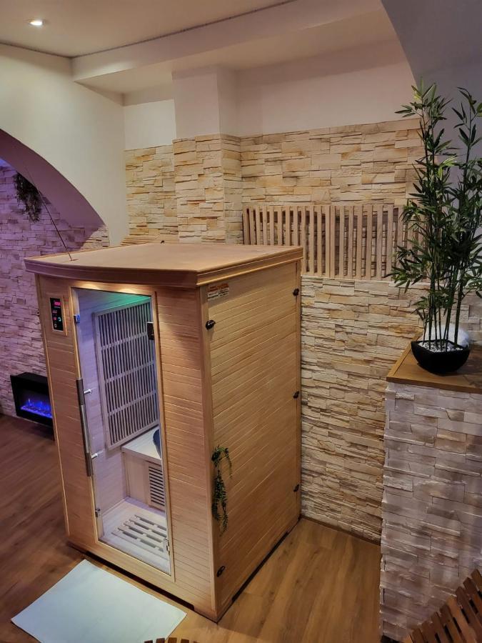 Le Spa De La Cathedrale - Jacuzzi - Sauna - Champagne - Netflix - Wifi Troyes Exteriör bild