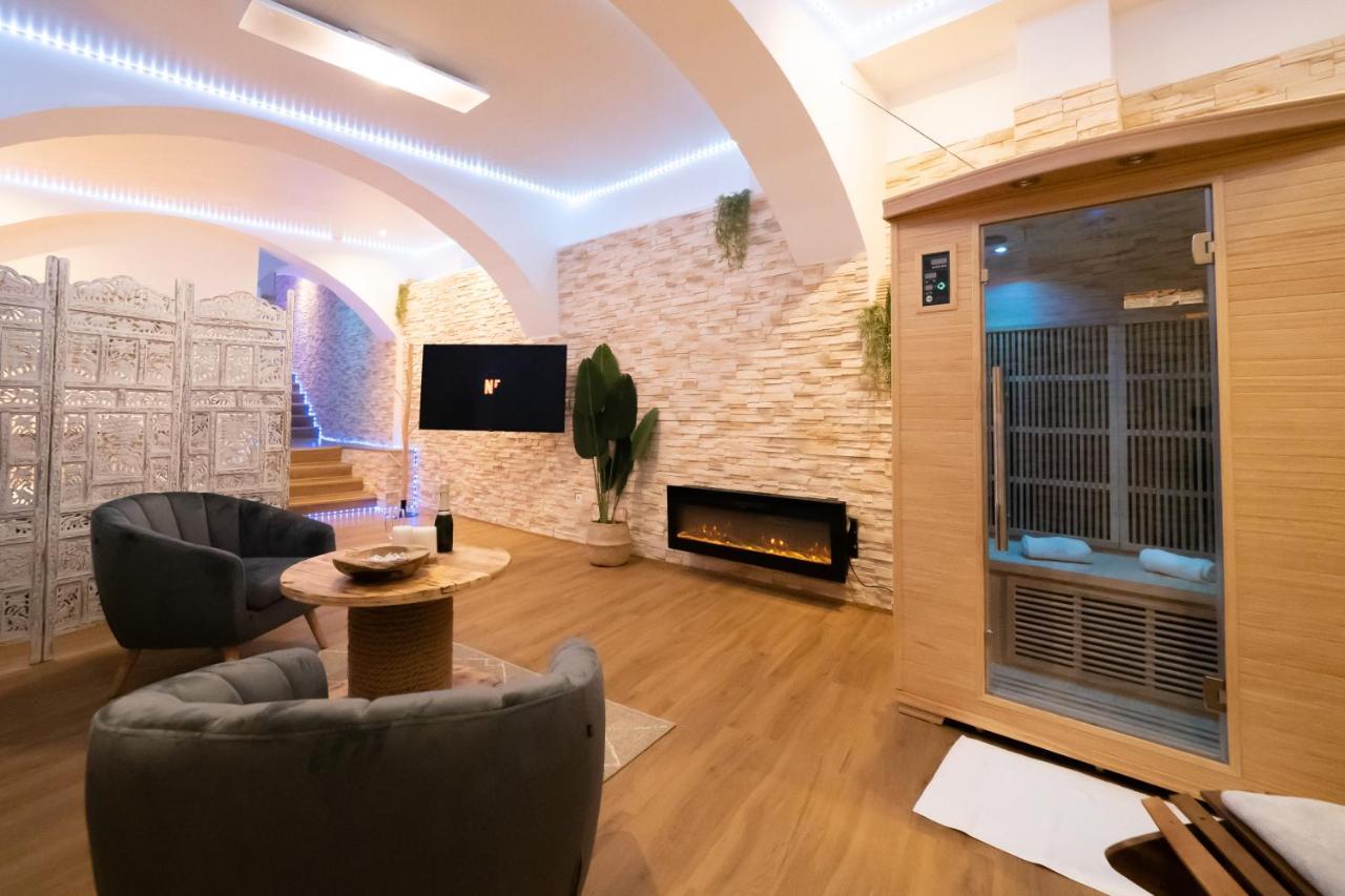 Le Spa De La Cathedrale - Jacuzzi - Sauna - Champagne - Netflix - Wifi Troyes Exteriör bild