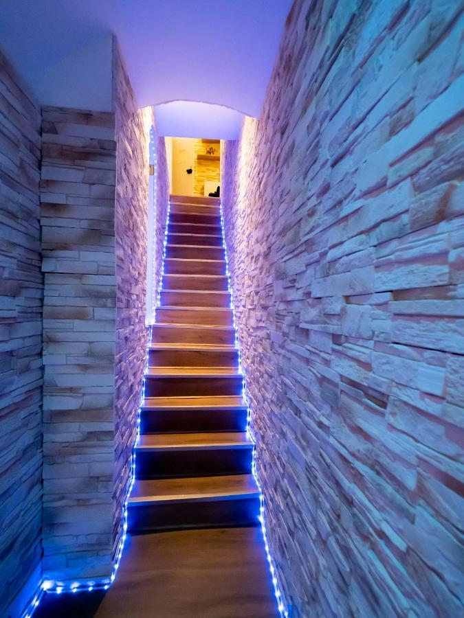 Le Spa De La Cathedrale - Jacuzzi - Sauna - Champagne - Netflix - Wifi Troyes Exteriör bild