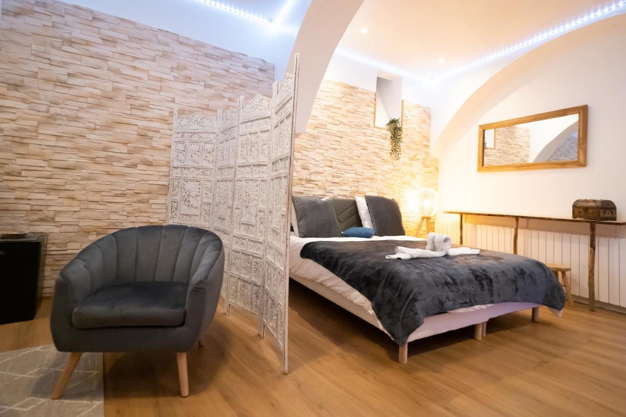 Le Spa De La Cathedrale - Jacuzzi - Sauna - Champagne - Netflix - Wifi Troyes Exteriör bild
